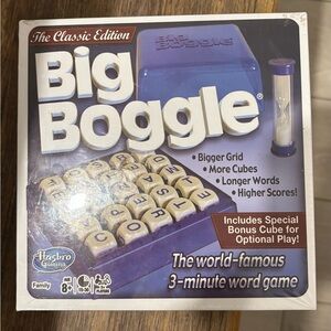 Hasbro Big Boggle Classic Edition Word Game - new